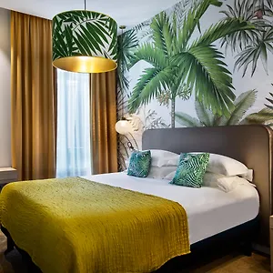 4* Hotel Verlaine