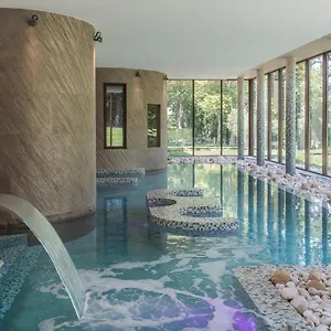 4* Hotel Chateau De Massillan